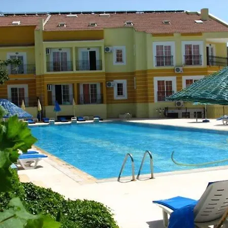 Pinara Aparts 4*