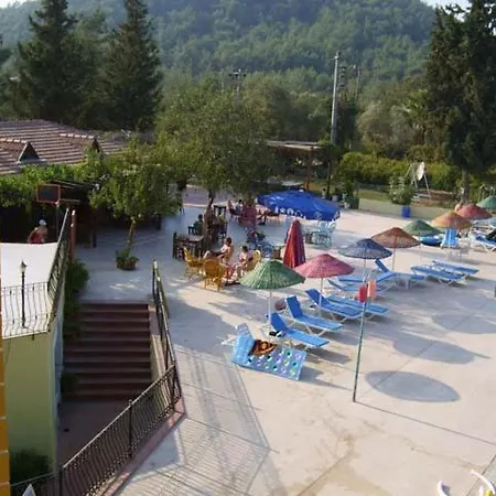 Pinara Aparts 4* Oludeniz